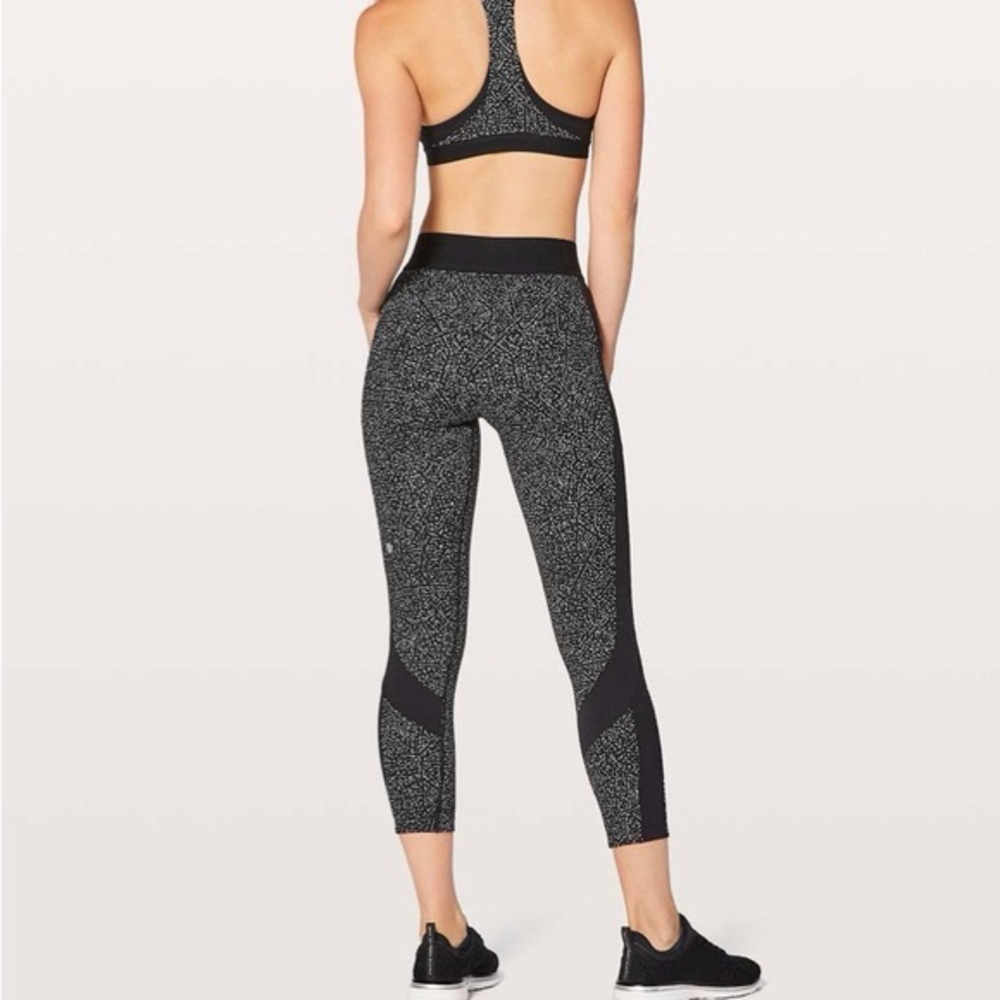 Lululemon Box It Out Legging